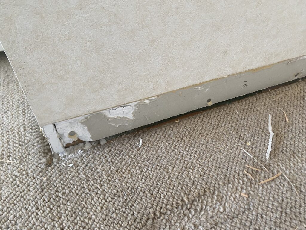 Remove Baseboards